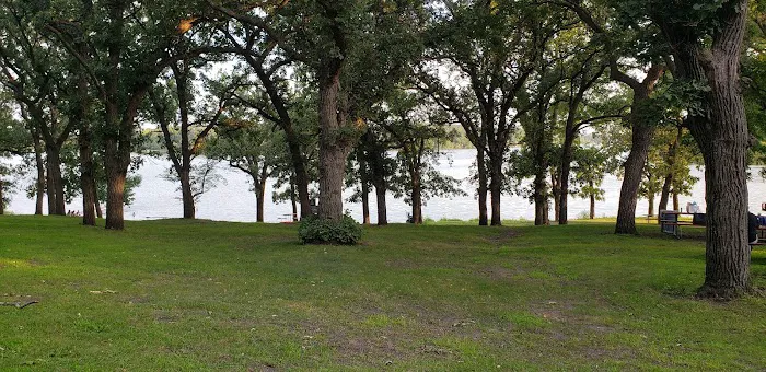 Lake Hanska County Park Campground Picture 3