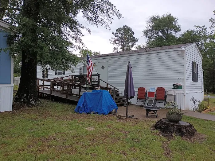 Lake Forest Mobile Home & RV Picture 1