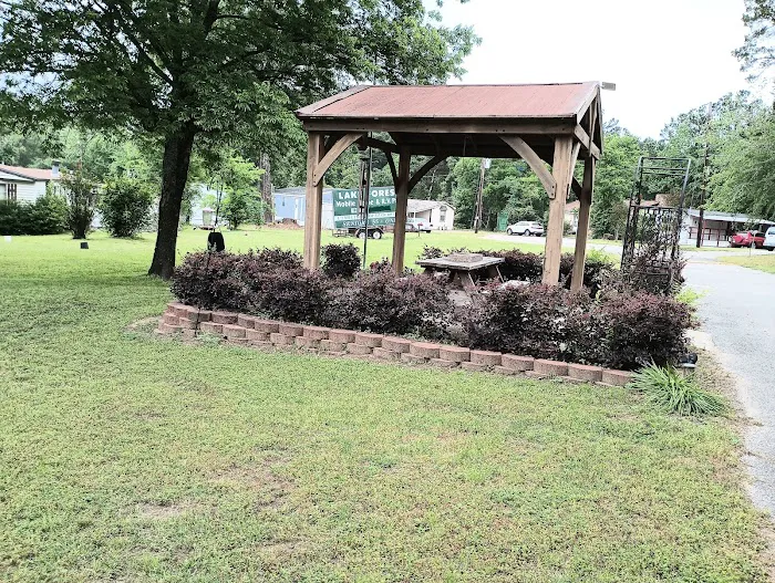 Lake Forest Mobile Home & RV Picture 10