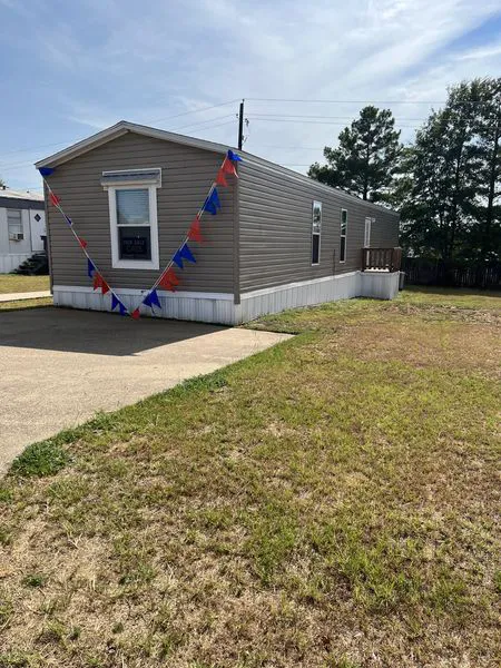 Glascow Trails Mobile Home Park Picture 2