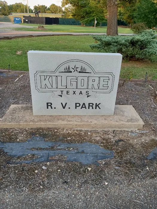 Harris Street RV Park Picture 2