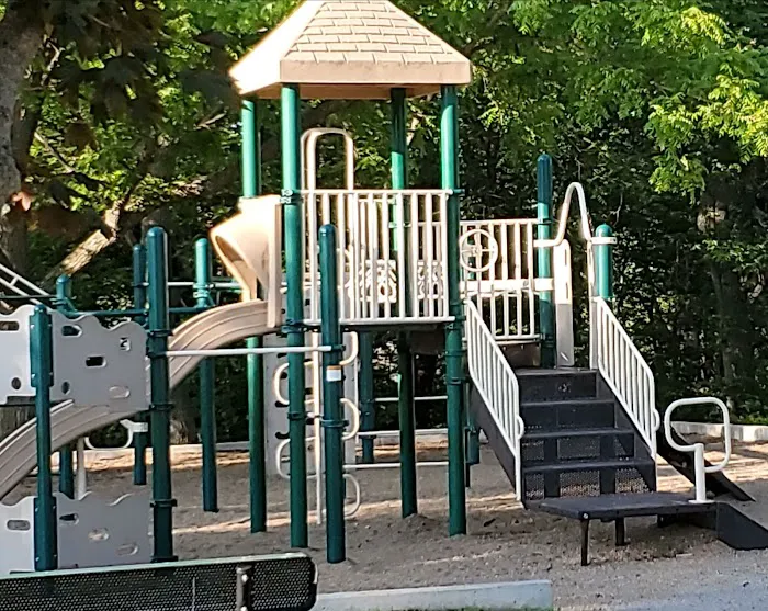 Kennedy Park Campground Picture 8