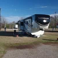 We RV Champions of Tyler ico