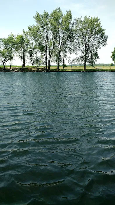 Straight Park Campground Picture 9
