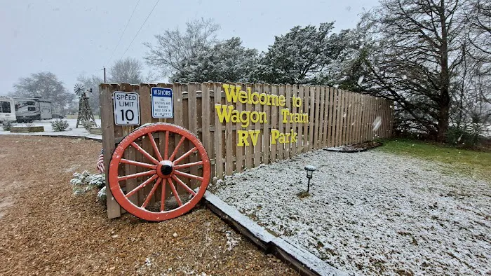 Wagon Train RV Park Picture 8
