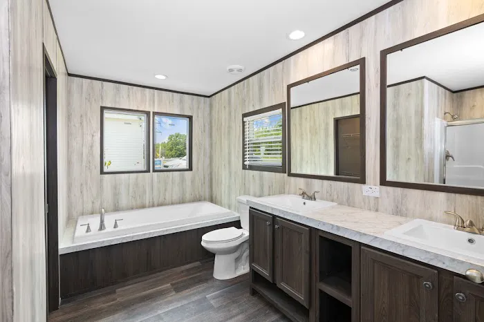 Creekside - Manufactured Home Community Picture 3