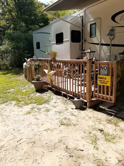 Glory Days RV Park Picture 5
