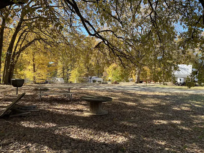 Glory Days RV Park Picture 2