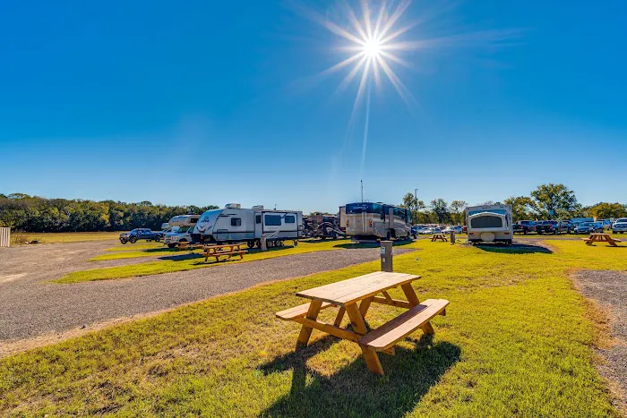 Sumner RV Park Picture 3