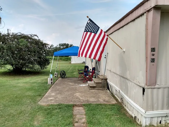 Hillside Mobile Home Park Picture 5