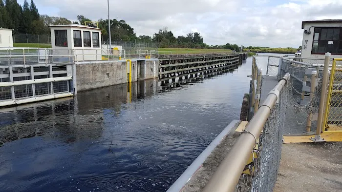 Ortona Locks Campground - Corps of Engineers Picture 7