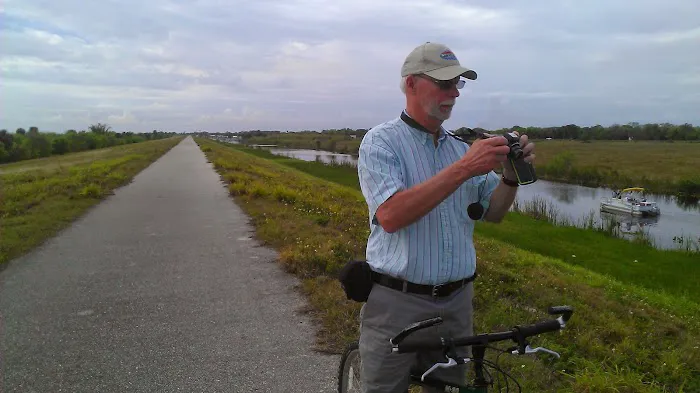 Russ Robert G Picture 1