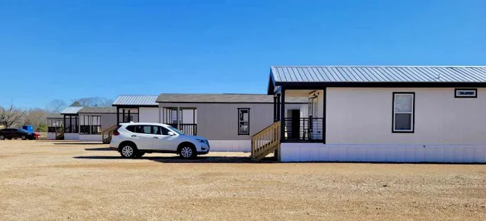 Marshall Meadows RV & Tiny Home Village Picture 7