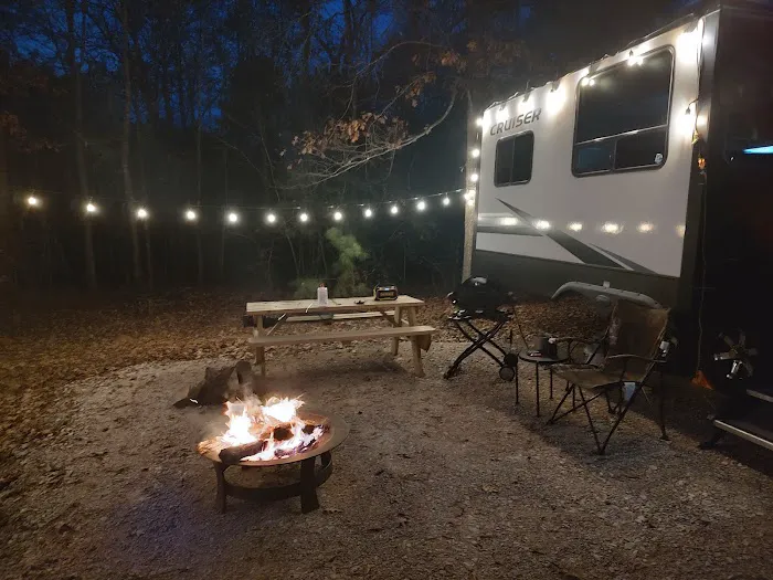 Sunshine Oaks RV Park Picture 4