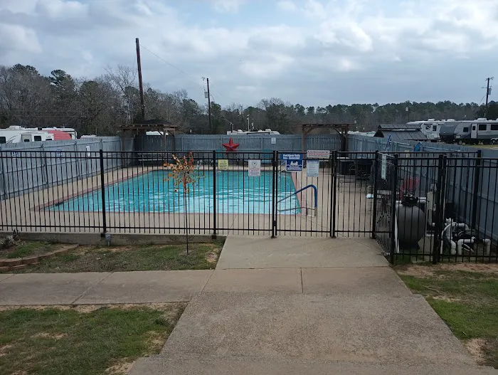 Amazing Texas RV Resort and Campground Picture 6