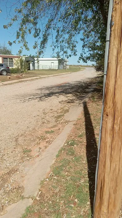 Highway 19 Mobile Home Park Picture 6
