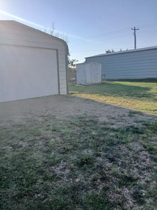 Highway 19 Mobile Home Park Picture 8