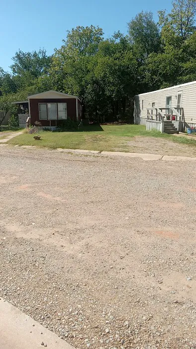Highway 19 Mobile Home Park Picture 2