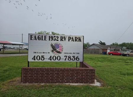 EAGLE 1952 Rv Park
