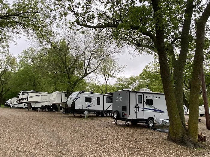 Swan Lake St Park Campground Picture 3