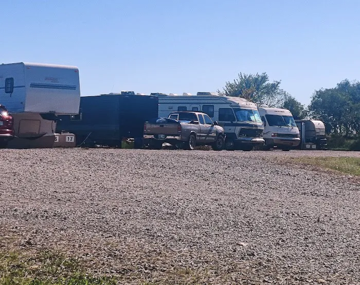Big Red's RV Park Picture 1