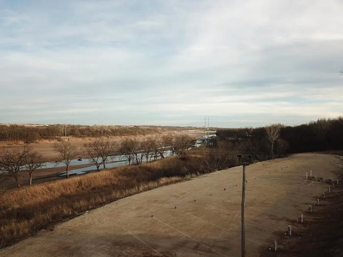 Ark River RV Park Picture 3