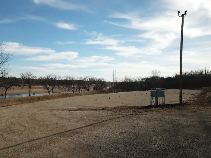Ark River RV Park Picture 6