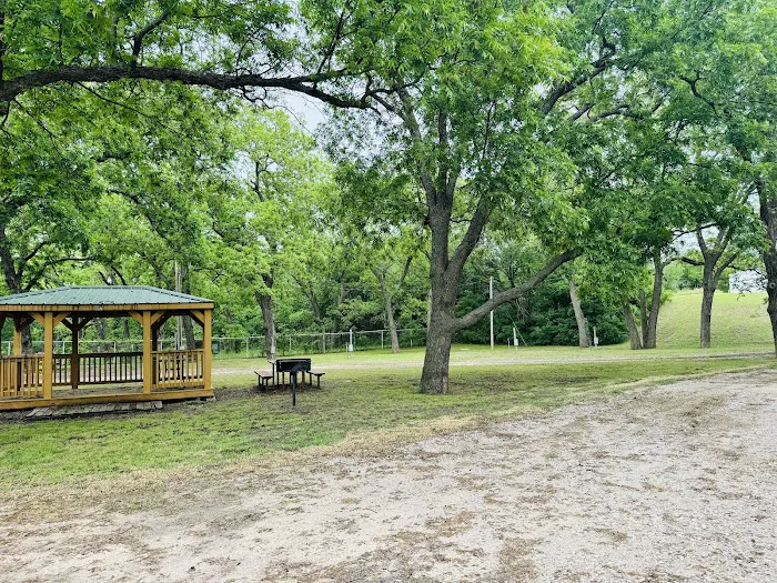 Rivershire RV Resort & Camping Picture 6