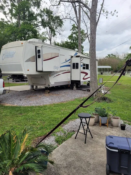 B&B RV Park Picture 7