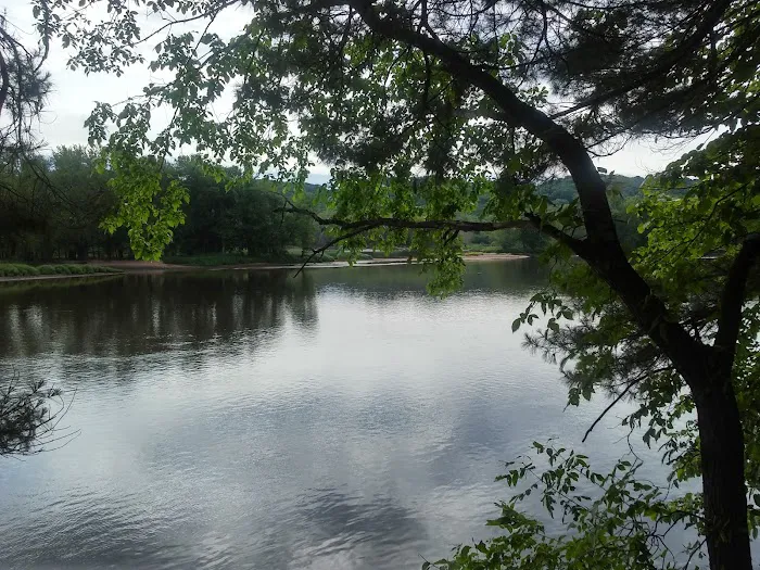 Riverway Campground Picture 3