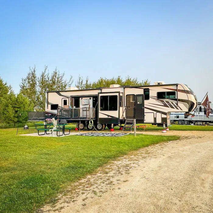 Hatfield Park Campground Picture 8