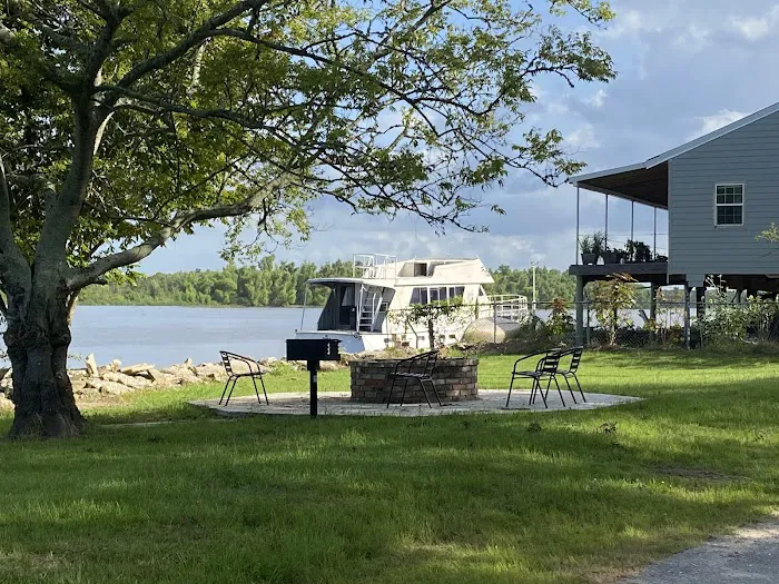Cajun Country RV Park Picture 5