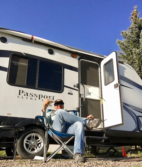 Wheelers RV Park Picture 7
