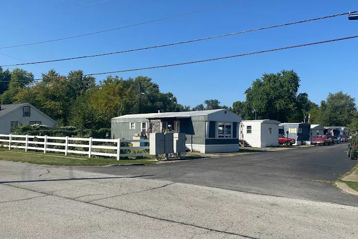 Edgewood Mobile Home Park Picture 1