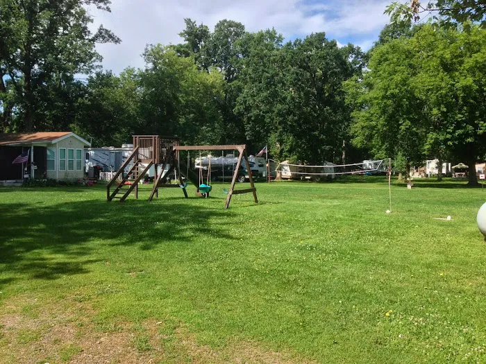 Rolling Thunder RV Park & Camp Picture 1