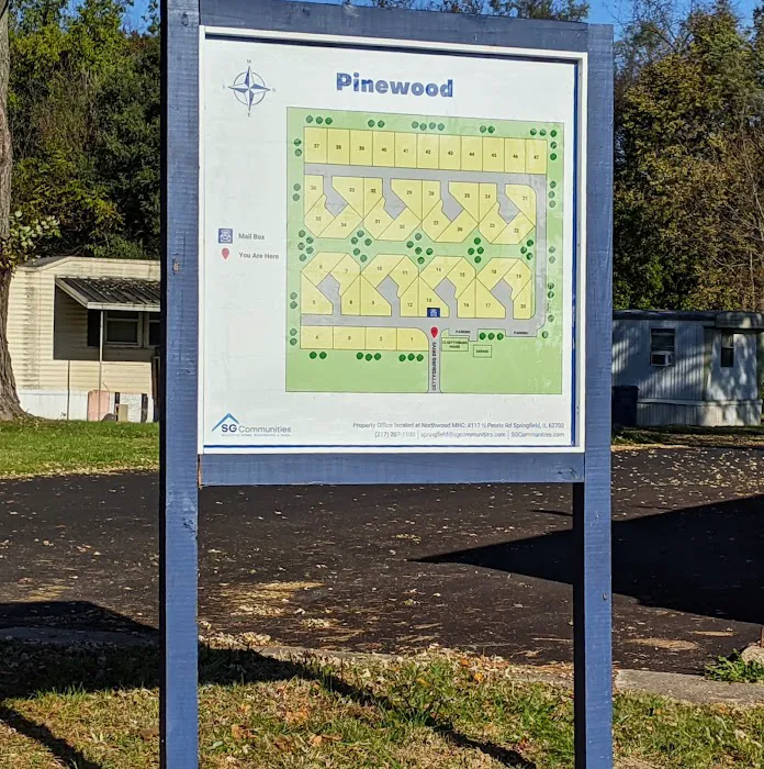 Pinewood Mobile Home Community Picture 4