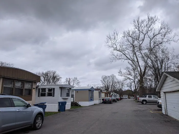 Sunset Park Mobile Home Community Picture 6