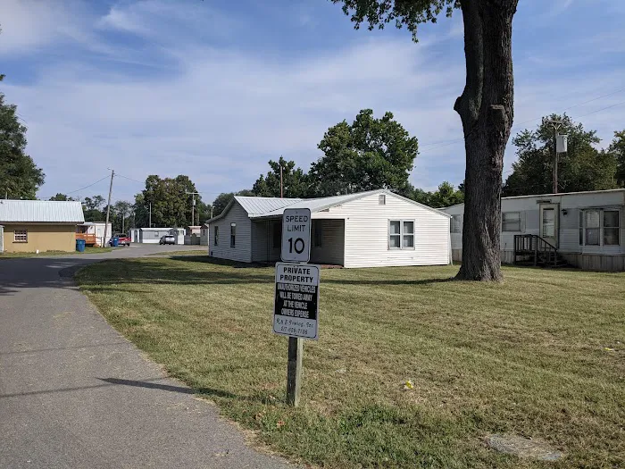 Sunset Park Mobile Home Community Picture 2