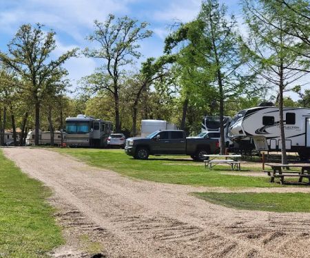 TX Log Cabin RV Park