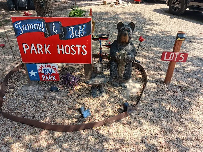TX Log Cabin RV Park Picture 4