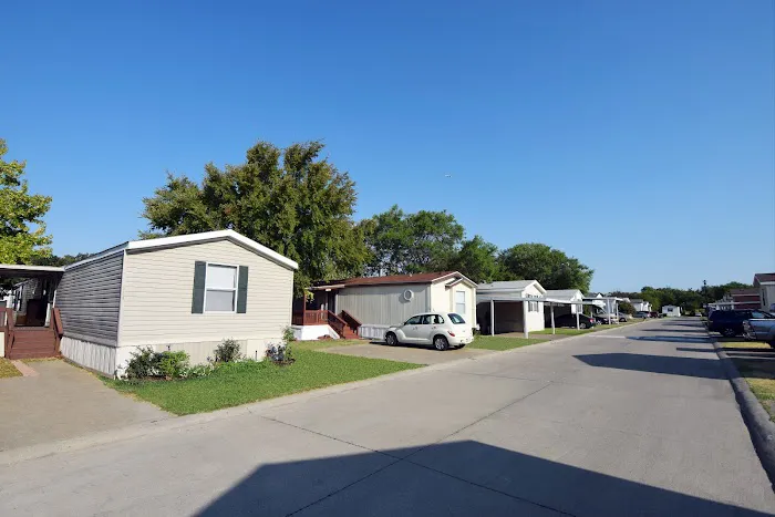 Creekside Manufactured Home Community Picture 1