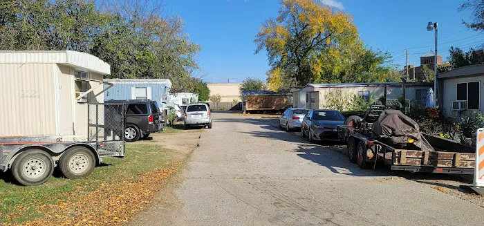 Peach Street Mobile Home Park Picture 4