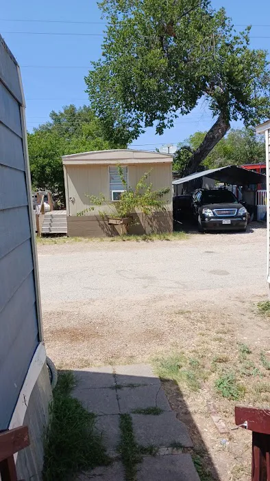Peach Street Mobile Home Park Picture 3