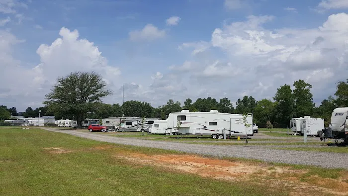 South Tyler RV Park Picture 9