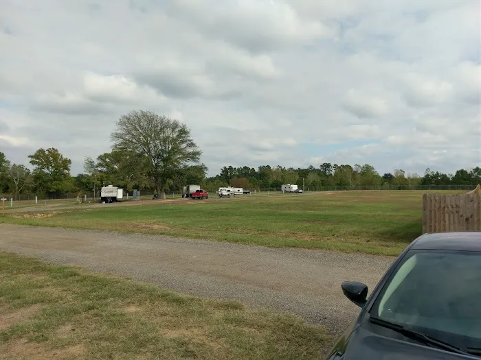 South Tyler RV Park Picture 5