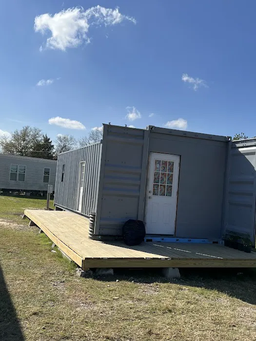 The Lakes RV Park Picture 6
