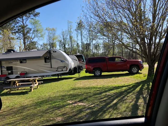 Ya Ya’s Lake Seminole RV Park Picture 2