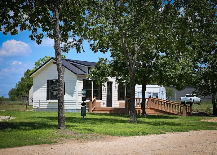 Tyler RV Park Picture 5