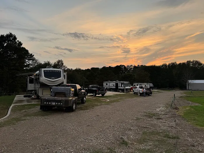 Hilltop RV Park at Lake Tyler, LLC Picture 6