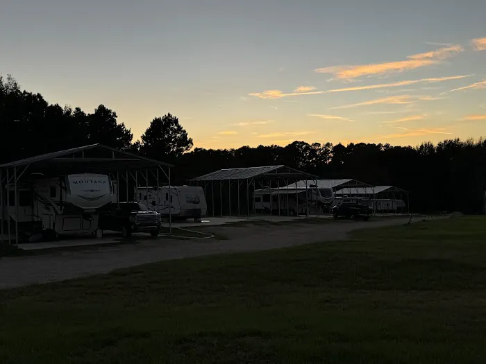 Hilltop RV Park at Lake Tyler, LLC Picture 5